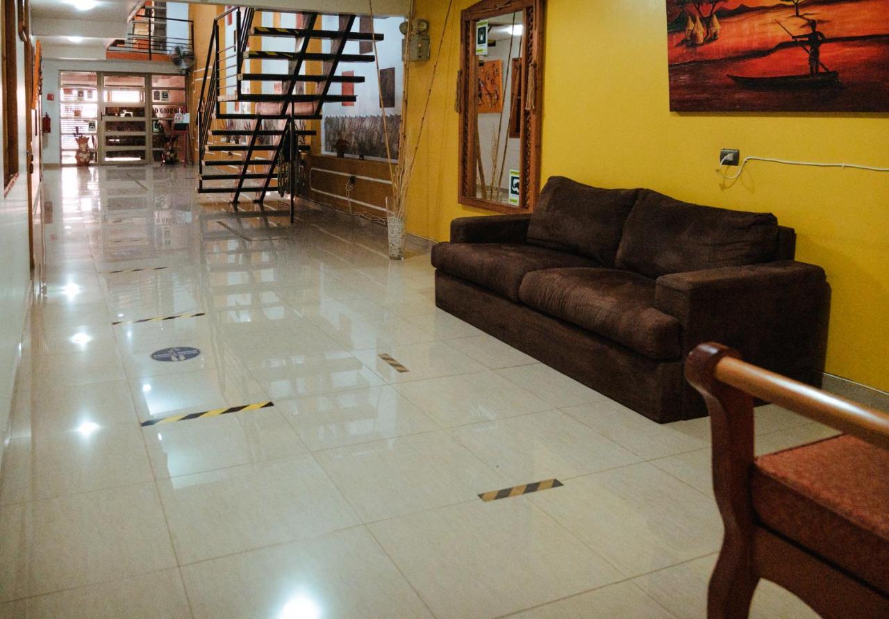 Di Giorgio Hostal Antofagasta Esterno foto
